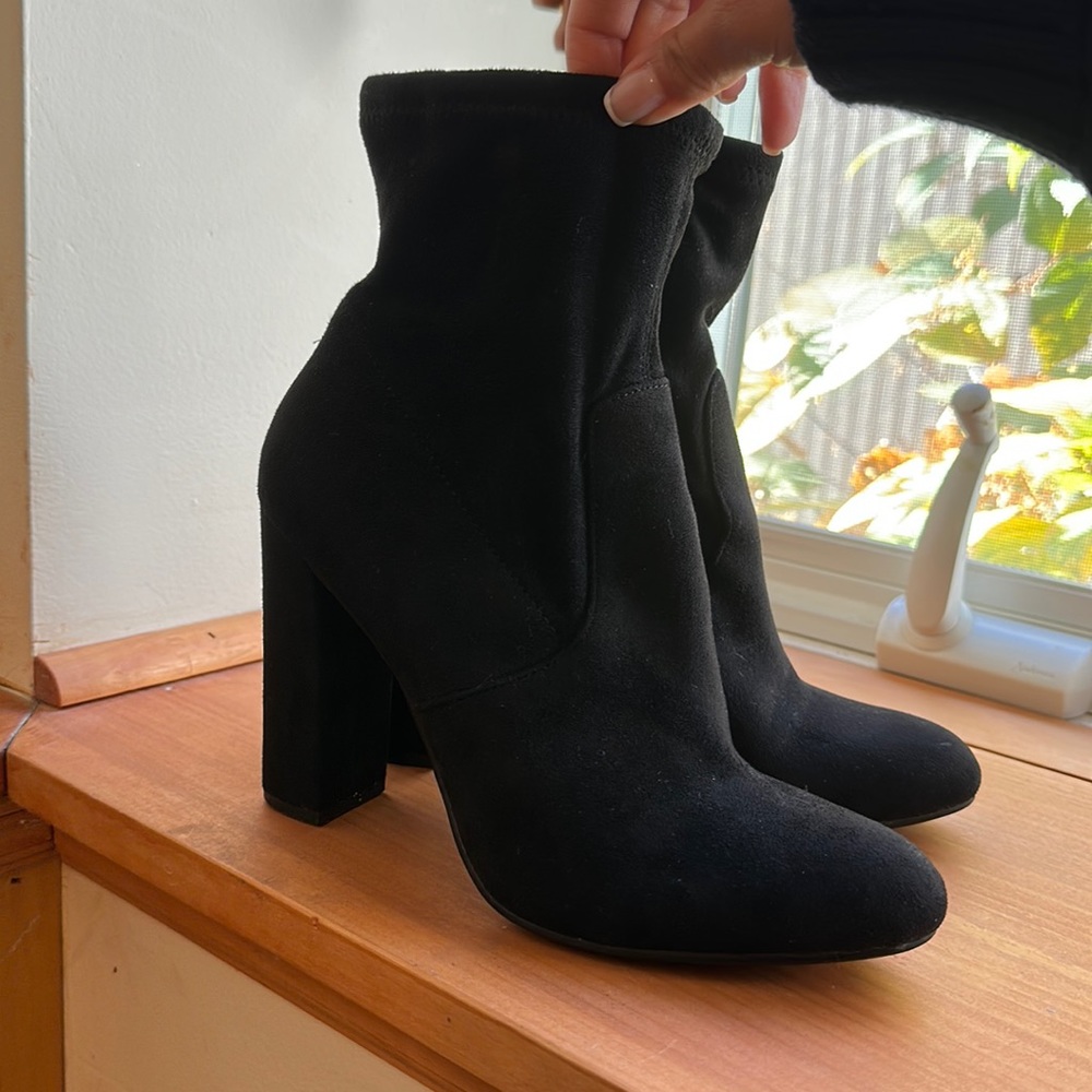 Steve Madden Black Booties